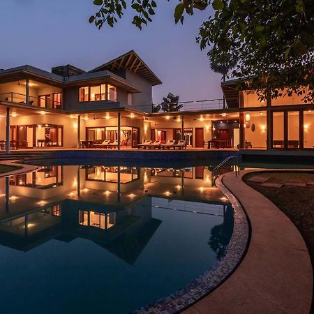 Jay House By Stayvista - Leisure Oasis With Pool, Snooker, Table Tennis & Foosball Fun Alibag Exterior photo